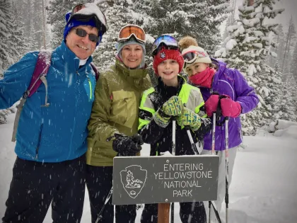 Family Ski in Yellowstone Family Ski in Yellowstone